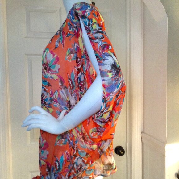 Lane Bryant 22/24 Floral off-shoulder Shrug; Unique, Eclectic Chic, Artistic top - Picture 2 of 6